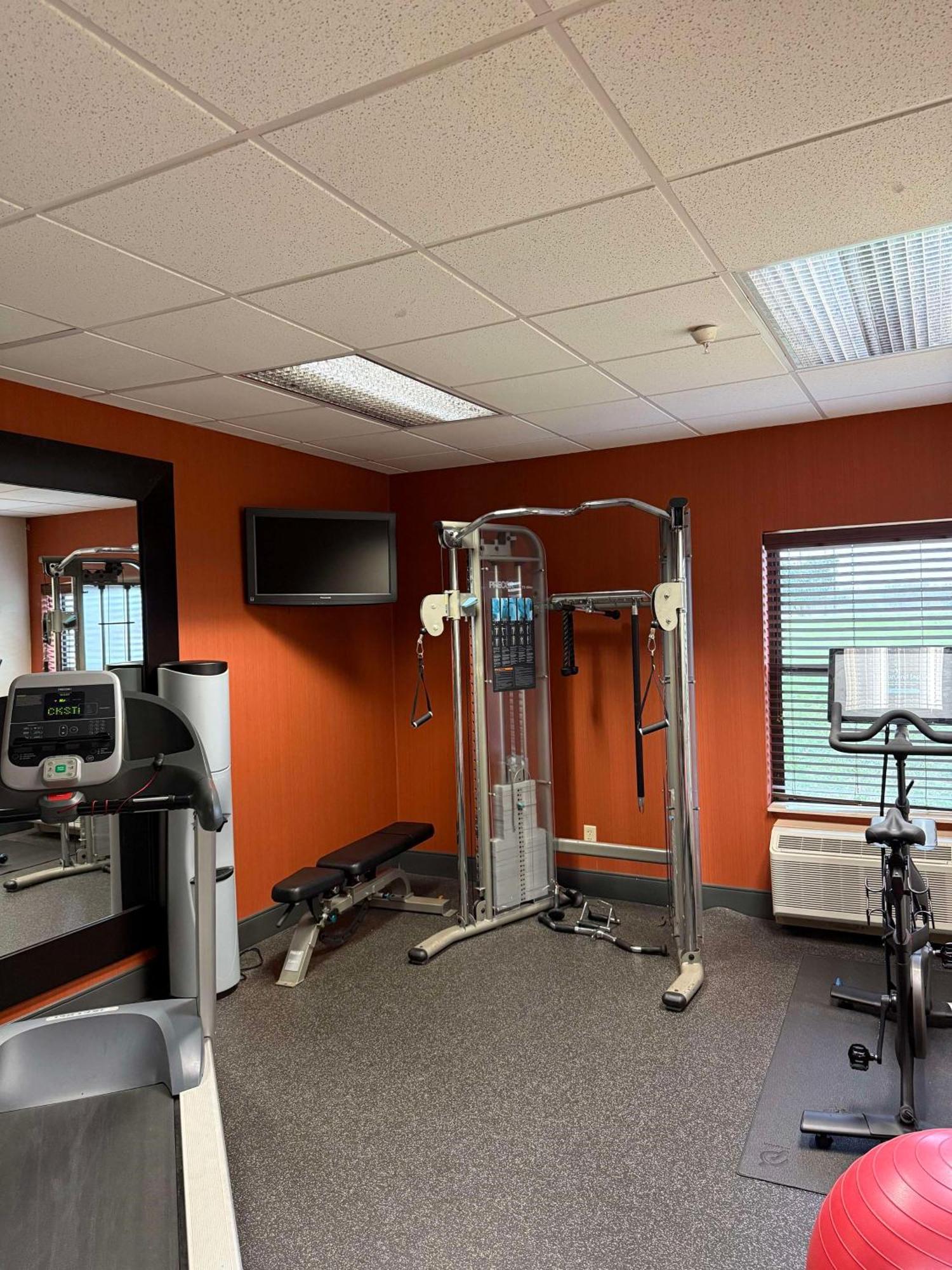 Surestay By Best Western Forsyth Decatur Esterno foto