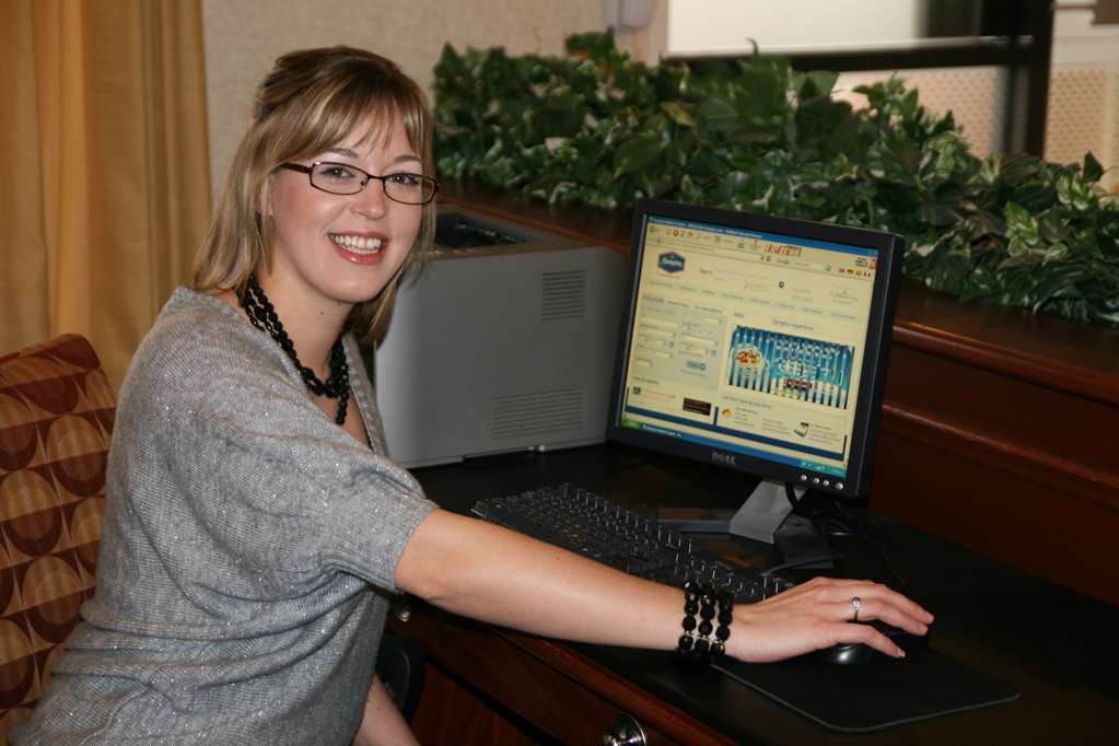 Surestay By Best Western Forsyth Decatur Servizi foto